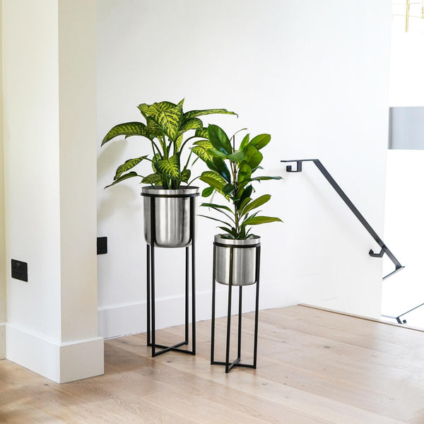 Ivyline Calla Planter Stand