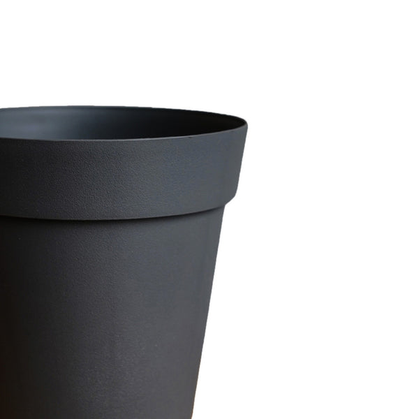 Ivyline Cleo Planter With Wheels