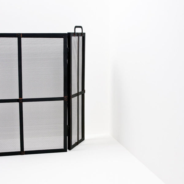 Ivyline Iron Fire Screen Surround