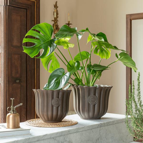 ivyline Kew Fluted Tulip Mocha Planter