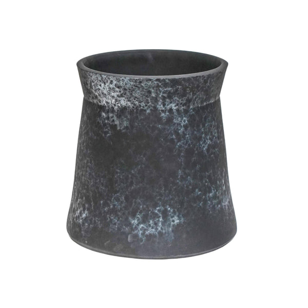 ivyline Kew Handthrown Planter Basalt