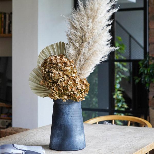 Ivyline Kew Handthrown Vase Basalt