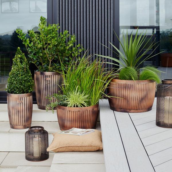 ivyline Outdoor Hampton Copper Planter Set of 2