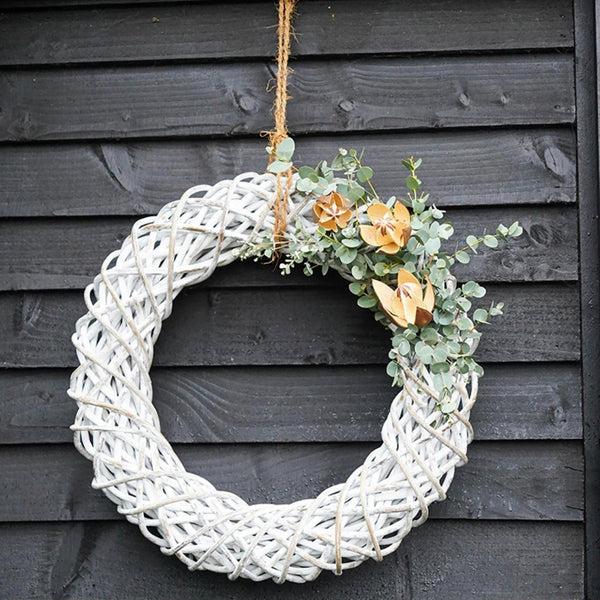 Ivyline Rattan Wreath White