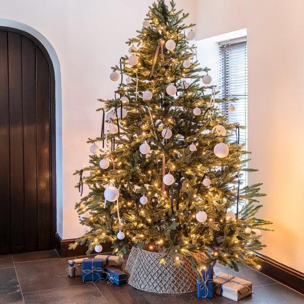 Ivyline Round Foldable Diamond Wicker Tree Skirt