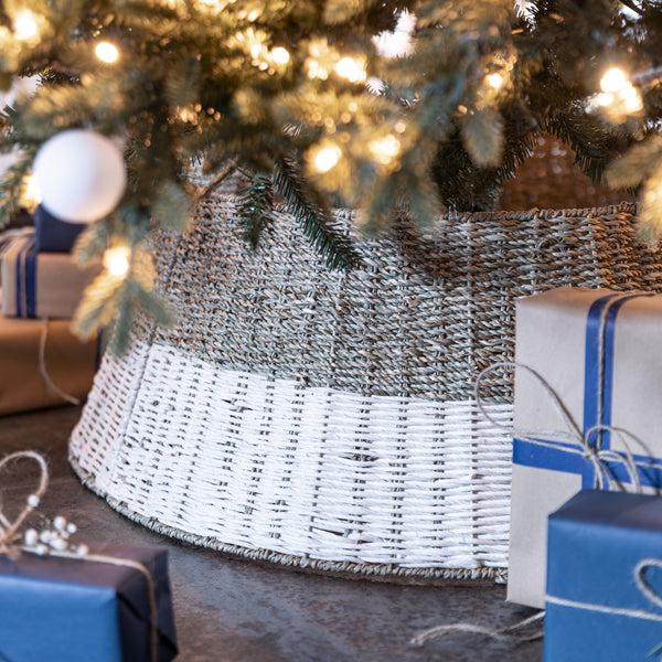 Ivyline Round Foldable Wicker & White Tree Skirt