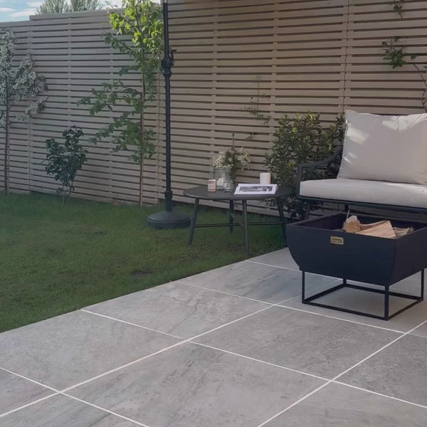 Ivyline Venere Lantern Black With Glass Insert