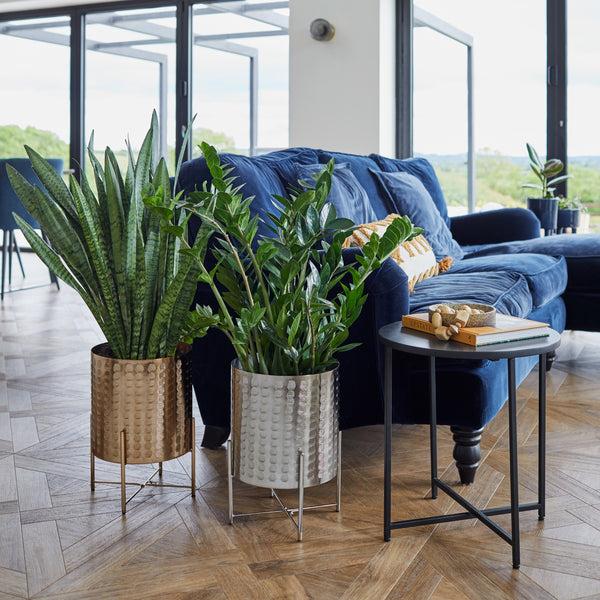 Ivyline Zendaya Embossed Metal Planter With Stand