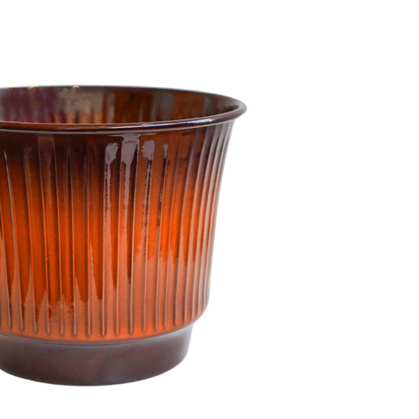 Ivyline Jasper Metal Ribbed Tapered Planter Set Of 4