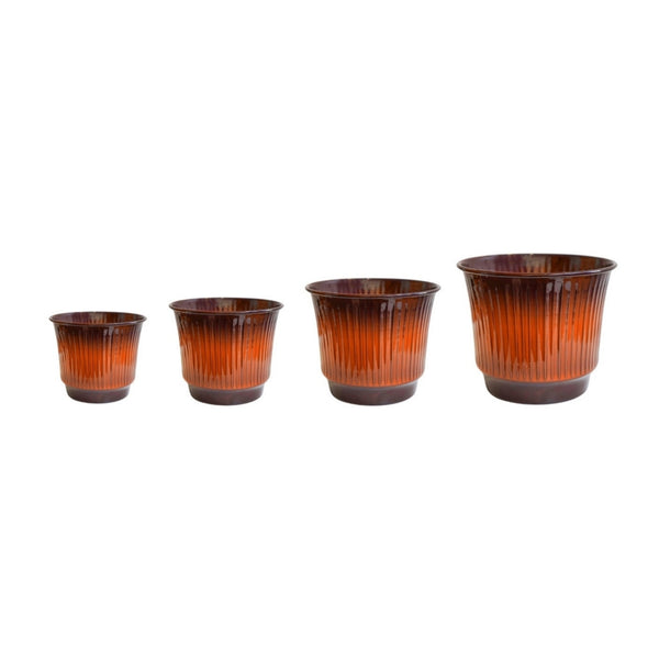 ivyline Jasper Metal Ribbed Tapered Planter Set of 4