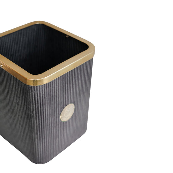 Ivyline Kew Outdoor Antique Lead Richmond Planter Set Of 2