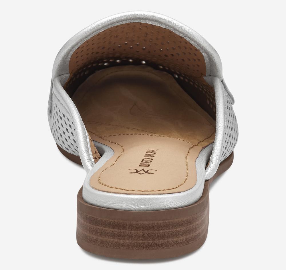 Johnston & Murphy Ali Perfed Bit Mule White Pearl Glove Leather