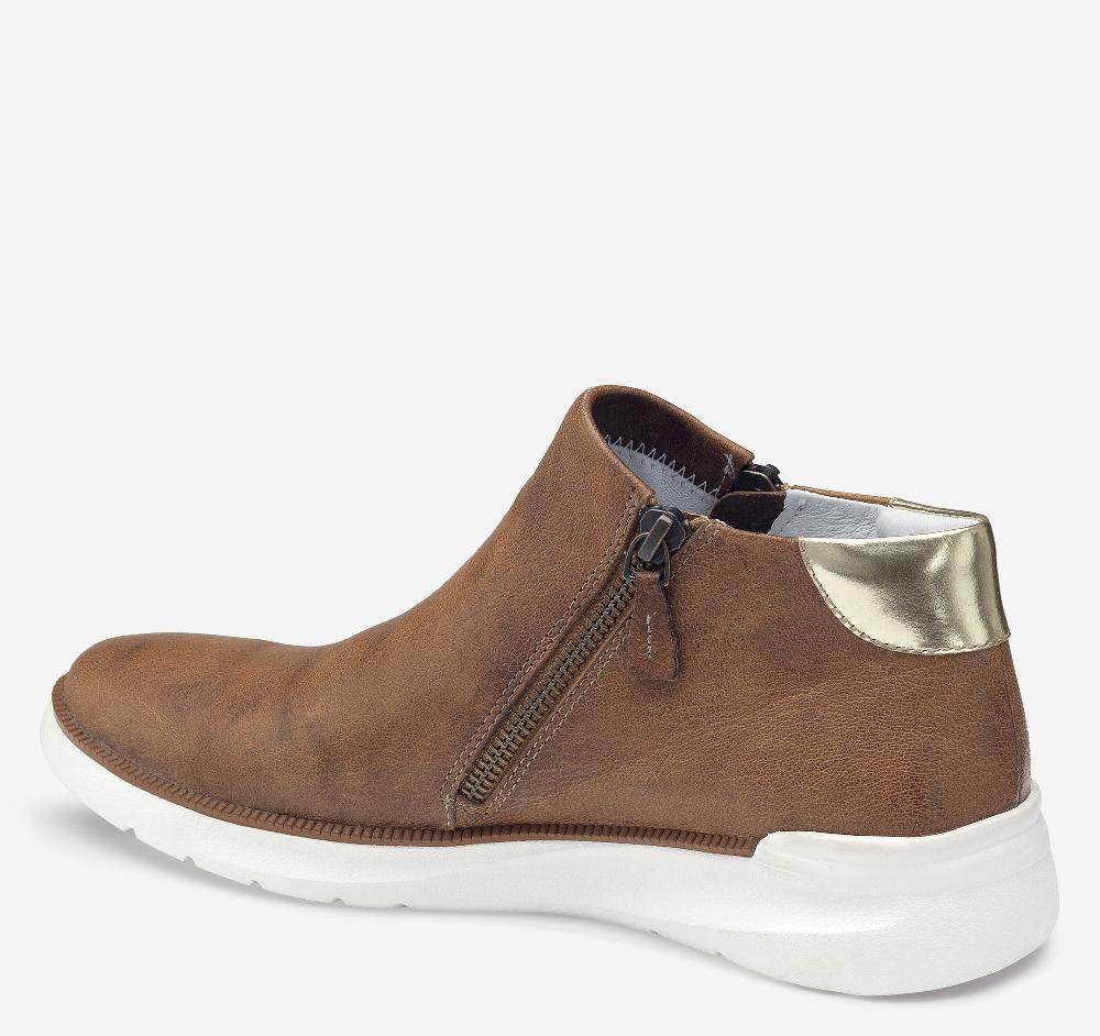 Johnston & Murphy Emery Zip Bootie Cognac Italian Washed Sheepskin