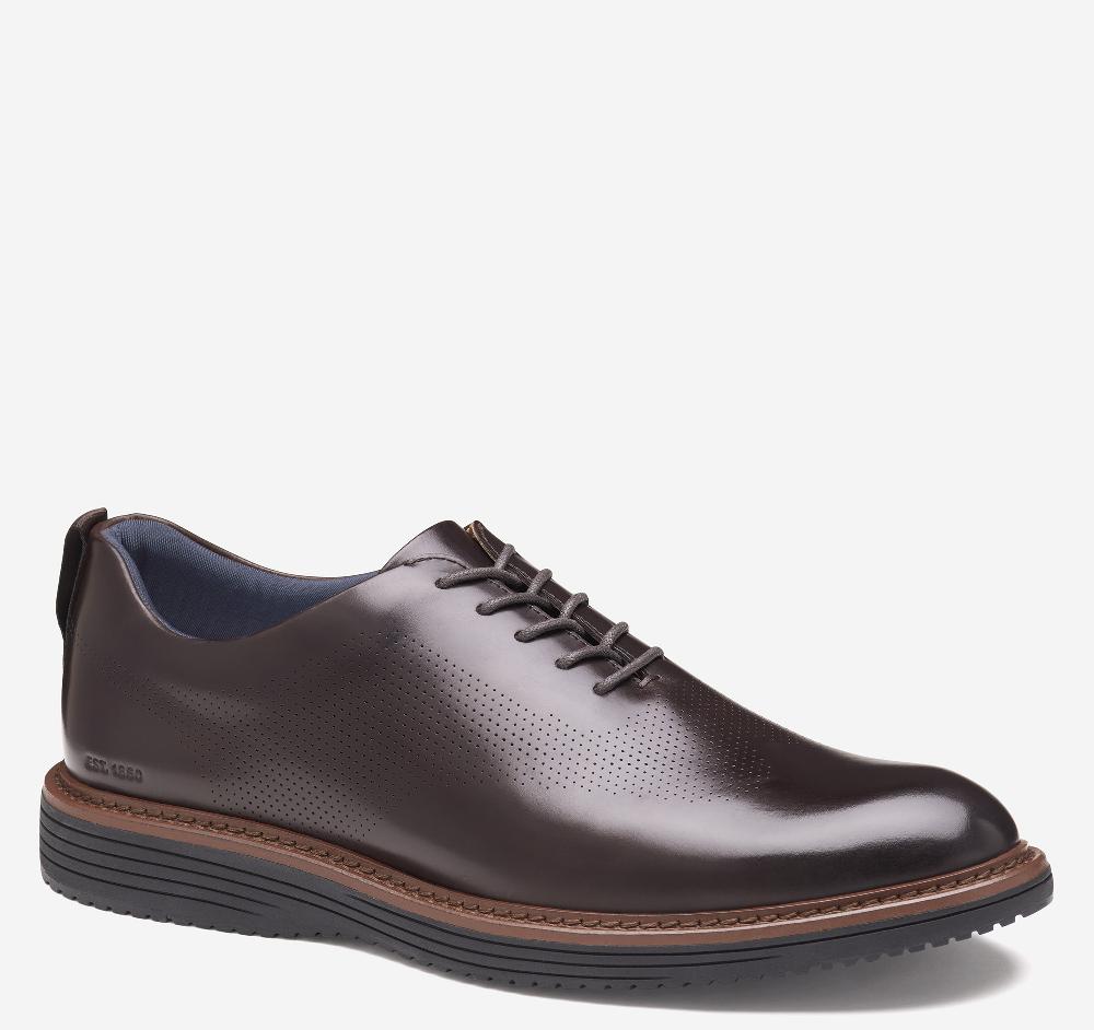 Johnston & Murphy Upton One-Piece Perfed Plain Toe Mahogany Full Grain Leather