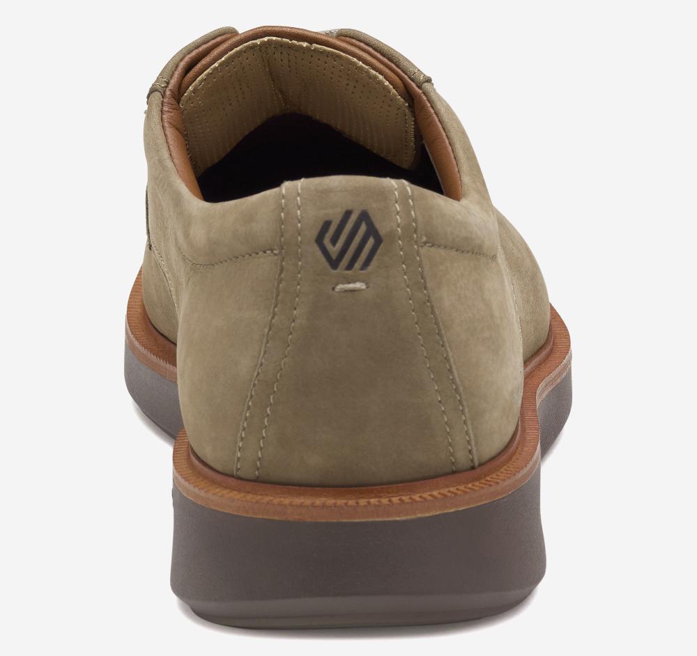 Johnston & Murphy XC+™ Parker Plain Toe Taupe Waterproof Nubuck