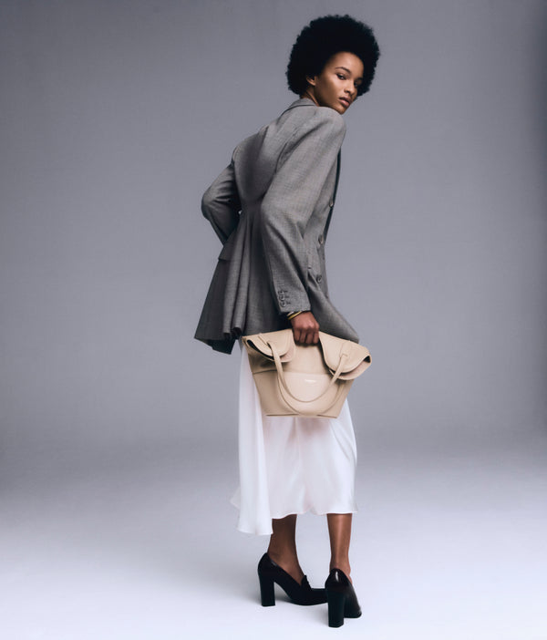 J & M Davidson Small Ray Bucket Cappuccino