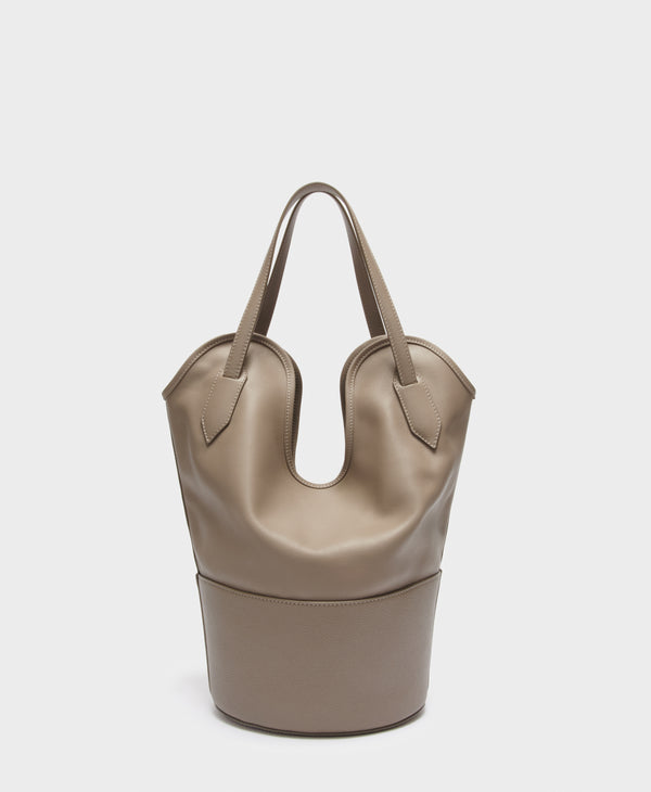 j & m davidson Small Ray Bucket Taupe