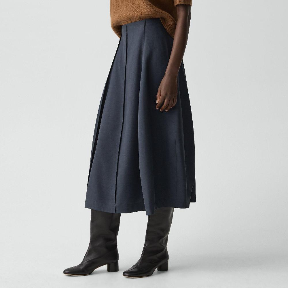 J Brand Curved Flare Skirt In City Twill Nocturne Navy