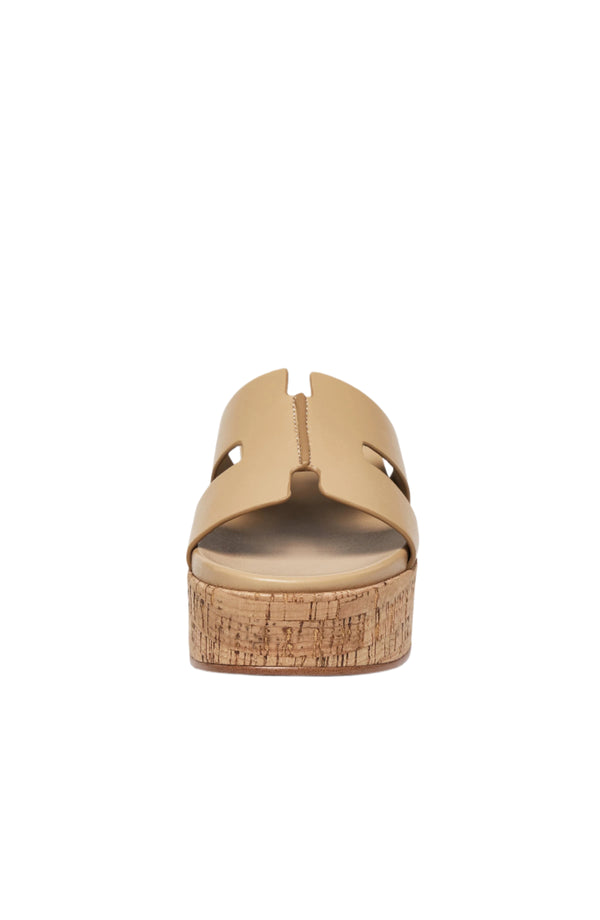 J Slides QUEENIE Sand