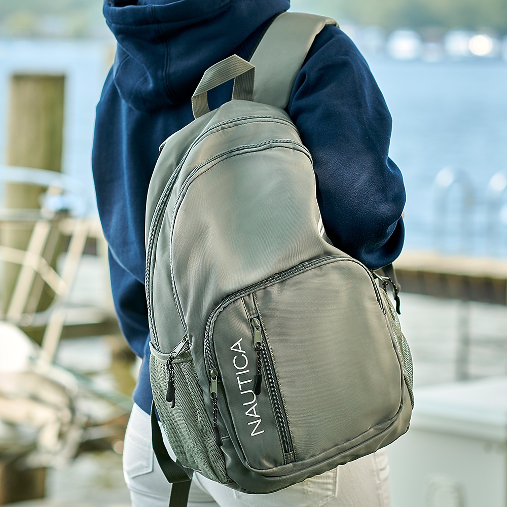 j. america n17910 HOLD FAST BACKPACK