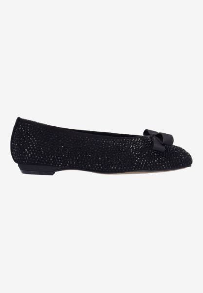 J. Reneé FENTAN SUBLK BLACK MICROSUEDE