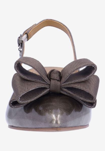 J. Reneé KIMMA PATPE DK TAUPE PATENT/GROSGRAIN