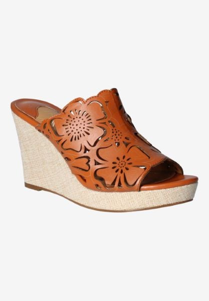 j. reneé LASHAN KICOG COGNAC KID