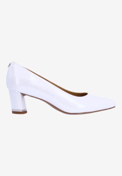 J. Reneé OLIVIE PAWHT WHITE PATENT