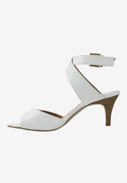 J. Reneé SONCIN KIWHT White Kidskin