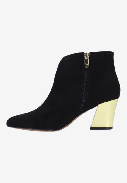 J. Reneé TATUM SUBLK BLACK MICROSUEDE