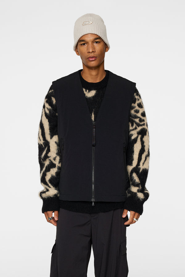 j.lindeberg Cain Padded Vest Black