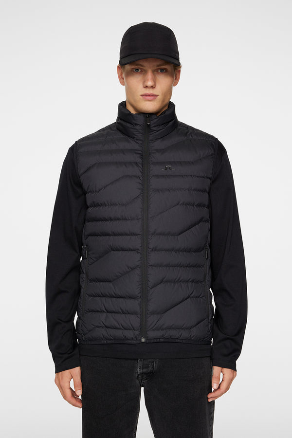 j.lindeberg Cliff Light Down Vest Black