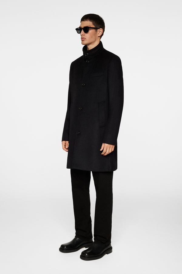 j.lindeberg Jesse Melton Coat Black