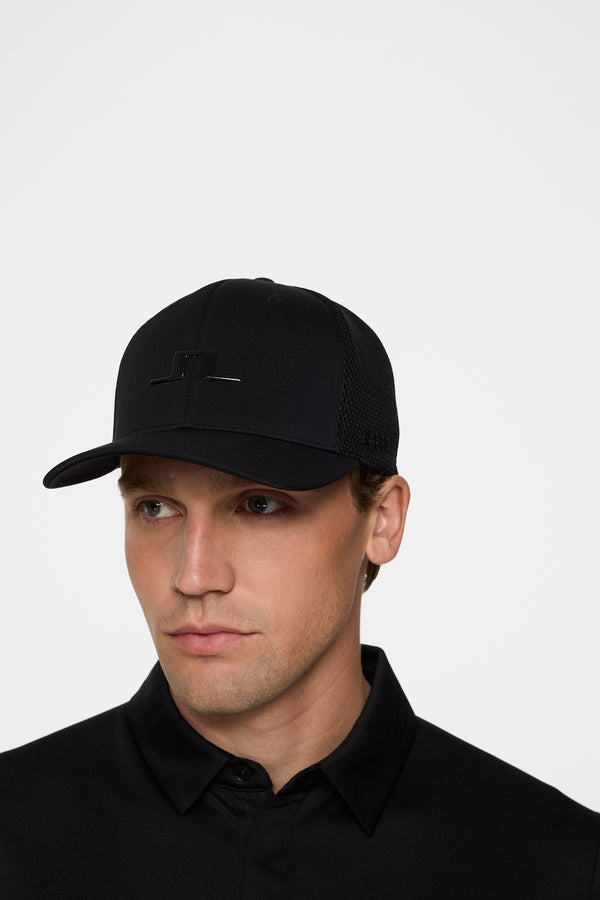 j.lindeberg JL Pro cap Black