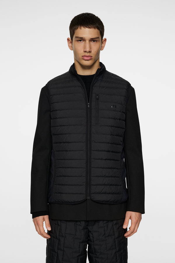 j.lindeberg Pace Down liner Vest Black