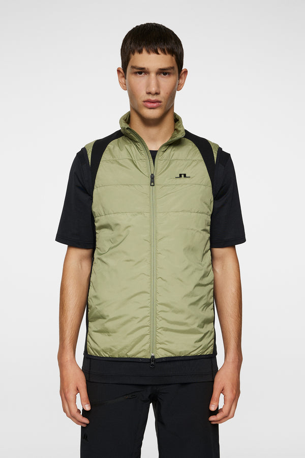 j.lindeberg Scott Hybrid Vest Oil Green