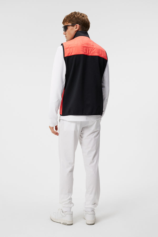 J.lindeberg Stefano Hybrid Vest Hot Coral