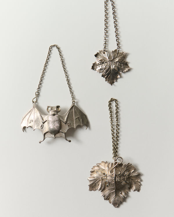 J.w.anderson 19th Century Silver Bat Wine Label In Silver