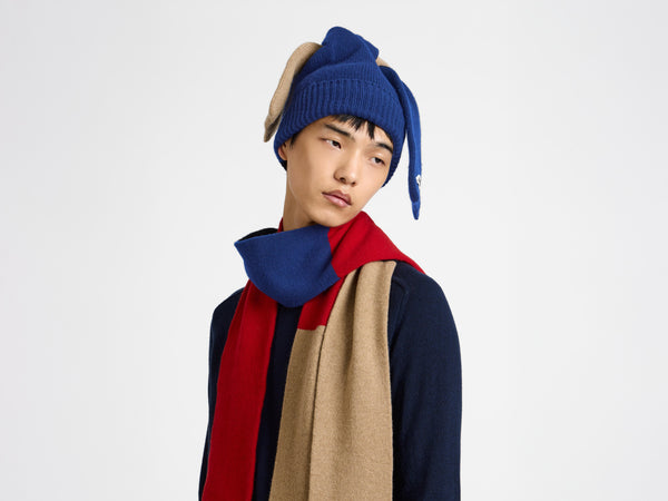 j.w.anderson Knotted beanie hat in navy