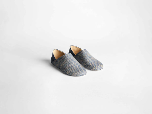 j.w.anderson Mens slipper mules in navy & off white