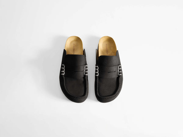 j.w.anderson Mens stitch loafer in black