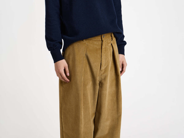 J.w.anderson Single Pleat Trousers In Biscuit