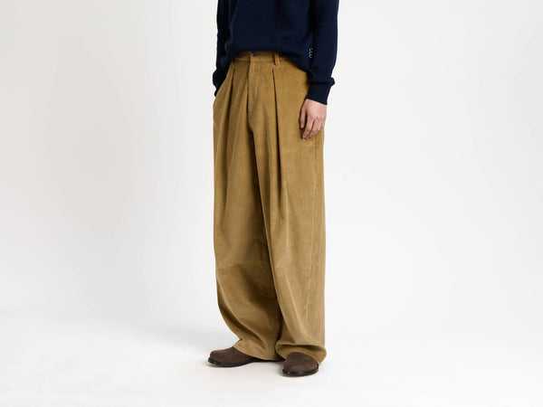 j.w.anderson Single pleat trousers in biscuit