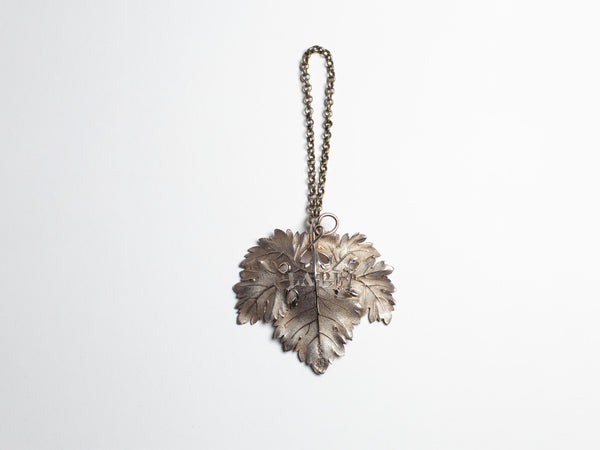 J.w.anderson William Iv Silver Large Wine Tag Claret In Silver