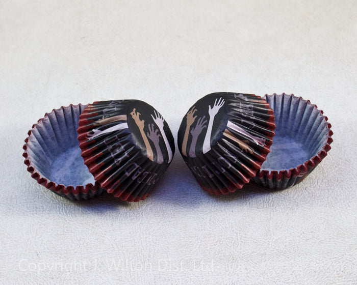 J.Wilton BAKING CUP MINI HALLOWEEN ZOMBIE HANDS 100 COUNT