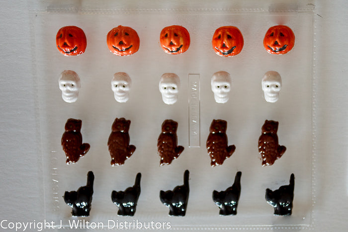 J.Wilton Candy Island Chocolate Mold #341 Small Pumpkin Skull Owl and Cat