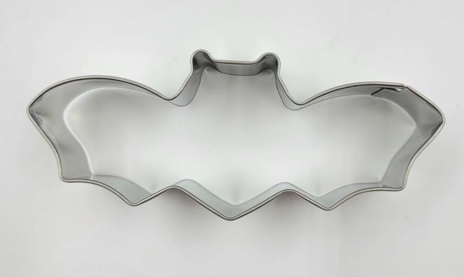 J.Wilton COOKIE CUTTER HALLOWEEN BAT 2 APPROX. 4" 1PC