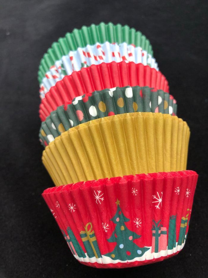 J.Wilton Baking Cups Red Green Gold 150 PC
