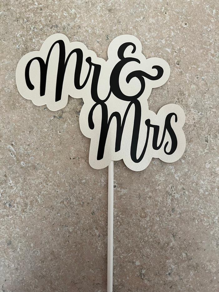 J.Wilton Cake Topper Mr & Mrs #210TH