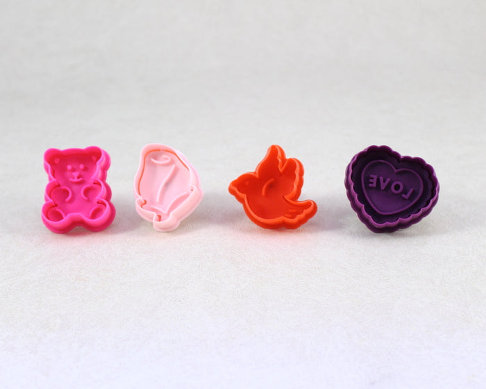 J.Wilton COOKIE CUTTER VALENTINE SMALL 4PC
